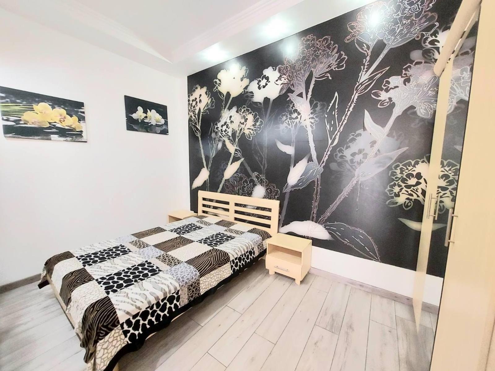 2 Rooms Central Anna Apartment Lviv Bagian luar foto